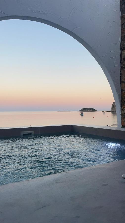 Delfini Beach Hotel & Suites Archangelos  Exterior photo