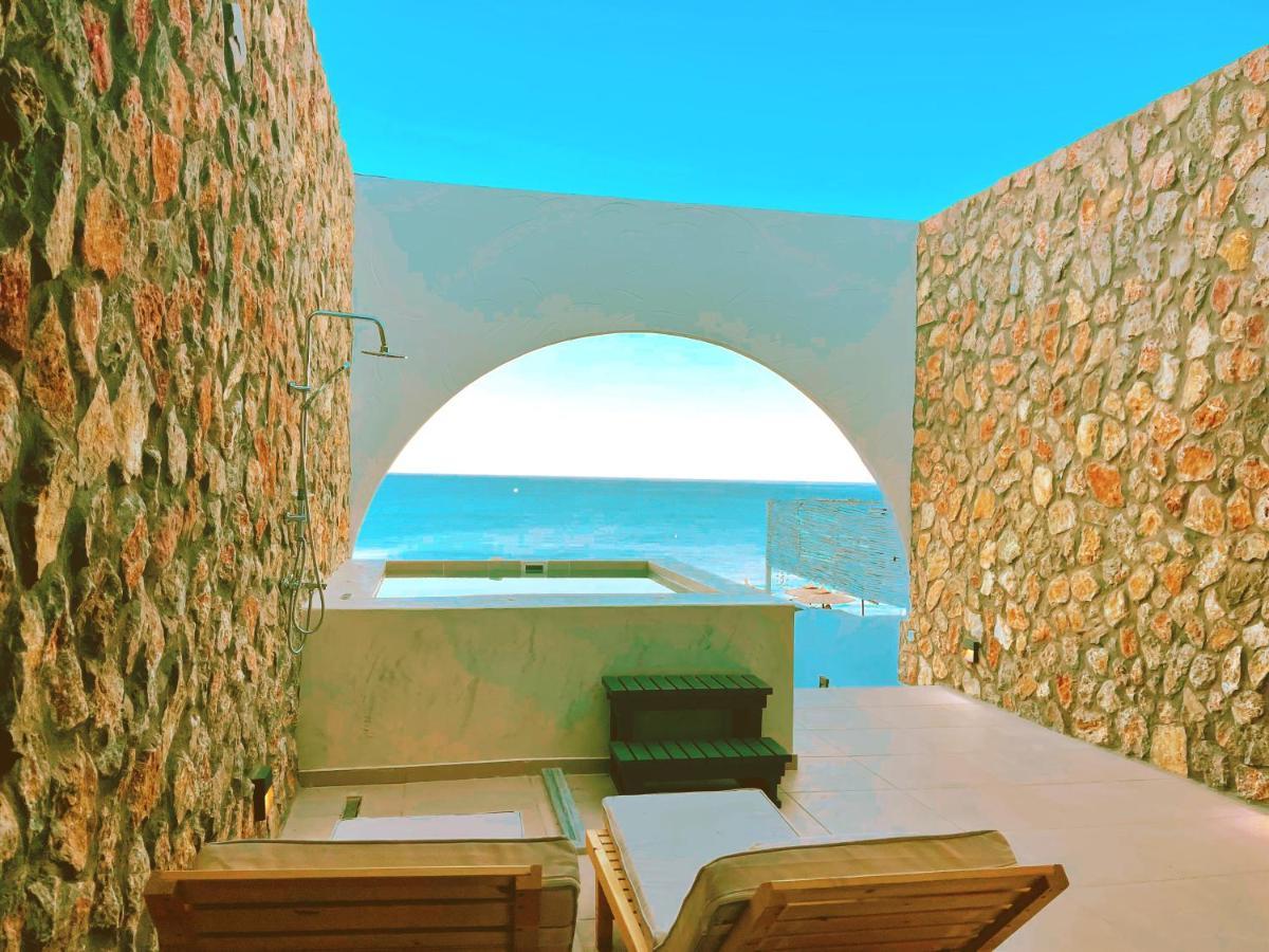 Delfini Beach Hotel & Suites Archangelos  Exterior photo